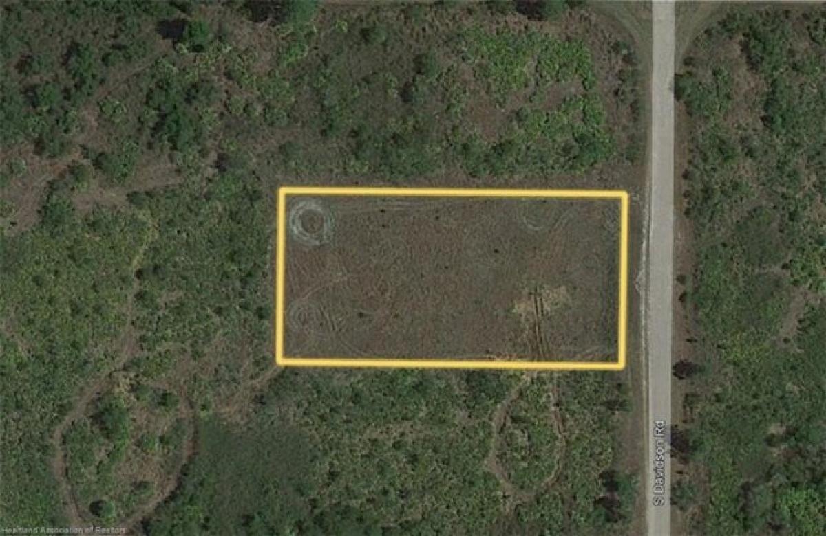 Picture of Residential Land For Sale in Avon Park, Florida, United States