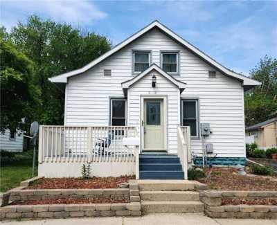 Home For Sale in Willmar, Minnesota