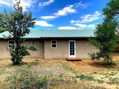 Home For Sale in Taos, New Mexico