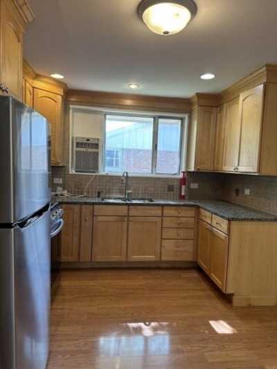 Home For Rent in Chicago Heights, Illinois