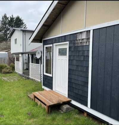 Home For Sale in Ocean Shores, Washington