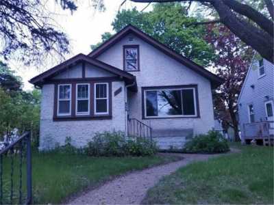 Home For Sale in Minneapolis, Minnesota