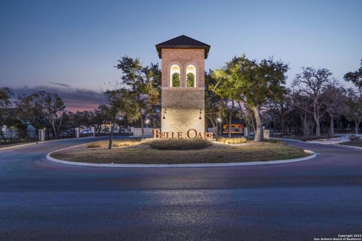 Picture of Residential Land For Sale in Bulverde, Texas, United States