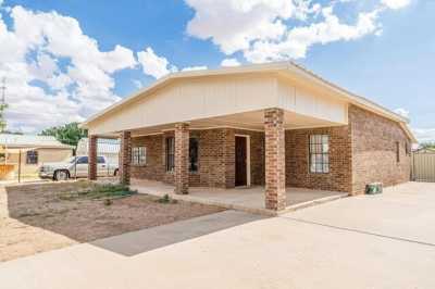 Home For Sale in Seminole, Texas