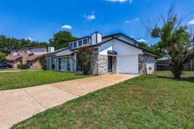 Home For Sale in White Settlement, Texas