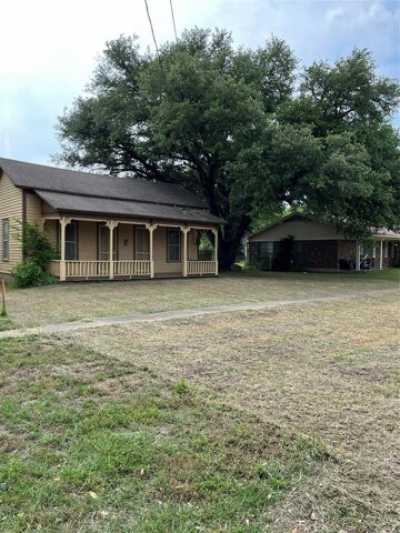 Home For Sale in Mexia, Texas