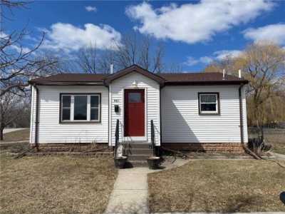 Home For Sale in Moorhead, Minnesota