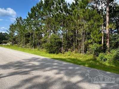 Residential Land For Sale in Navarre, Florida