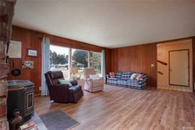 Home For Sale in Ocean Shores, Washington