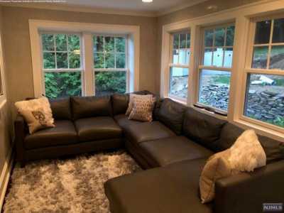Home For Rent in Franklin Lakes, New Jersey