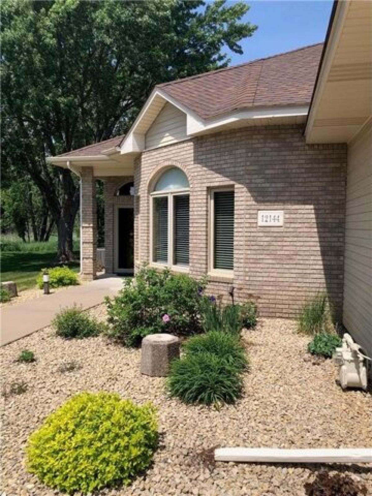 Picture of Home For Sale in Coon Rapids, Minnesota, United States