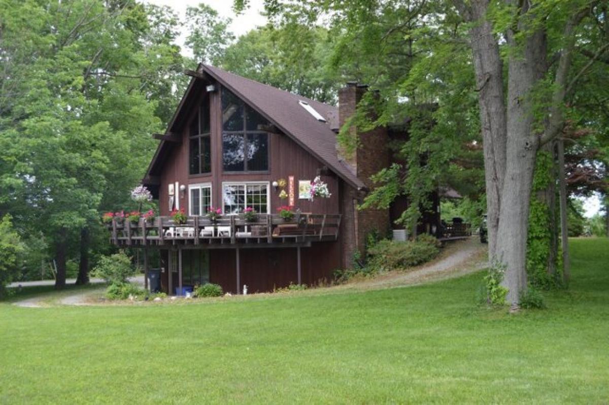 Picture of Home For Sale in Millersport, Ohio, United States