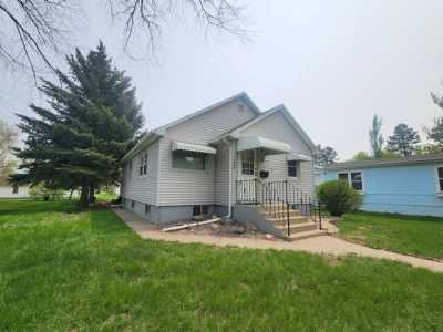 Home For Sale in Miller, South Dakota