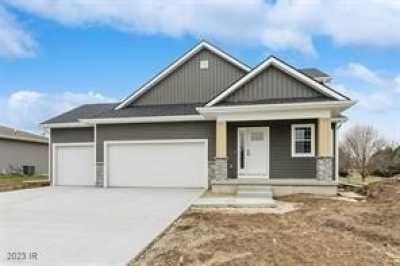 Home For Sale in Winterset, Iowa