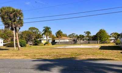 Residential Land For Sale in Nokomis, Florida