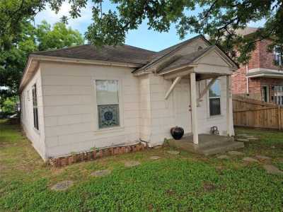 Home For Sale in Commerce, Texas