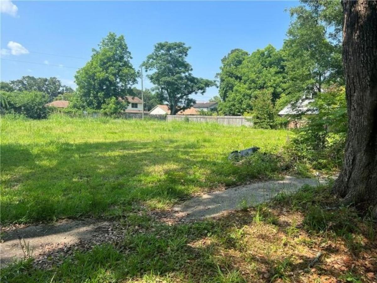 Picture of Residential Land For Sale in New Orleans, Louisiana, United States