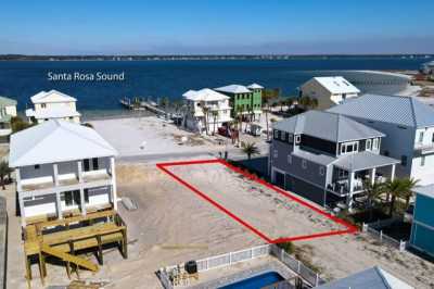 Residential Land For Sale in Navarre, Florida