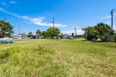 Residential Land For Sale in Hudson, Florida