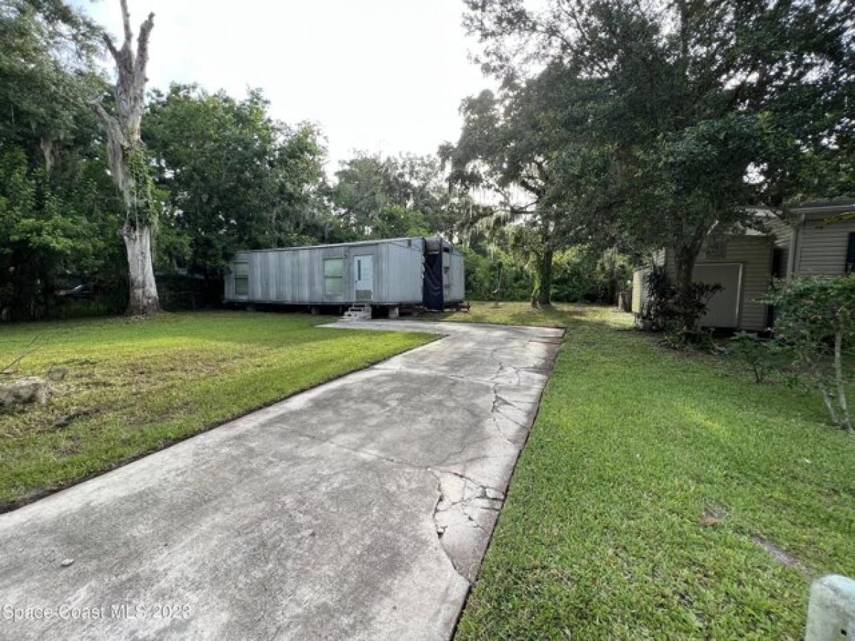 Picture of Residential Land For Sale in Mims, Florida, United States