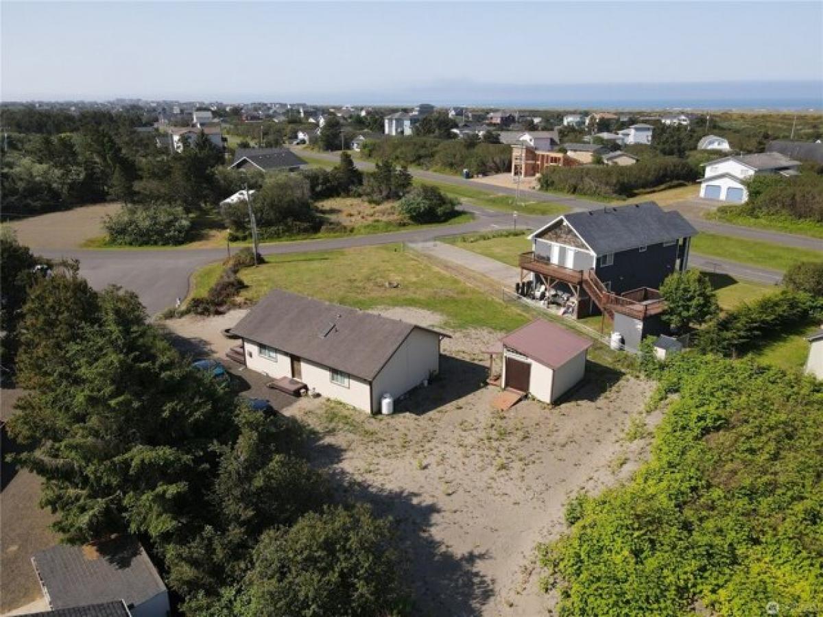 Picture of Home For Sale in Ocean Shores, Washington, United States