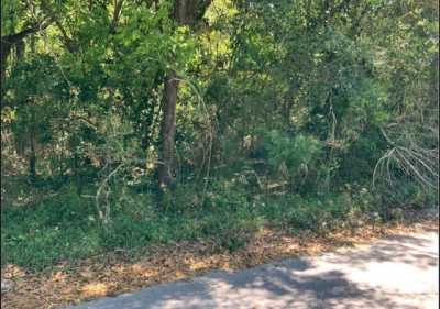 Residential Land For Sale in Waldo, Florida