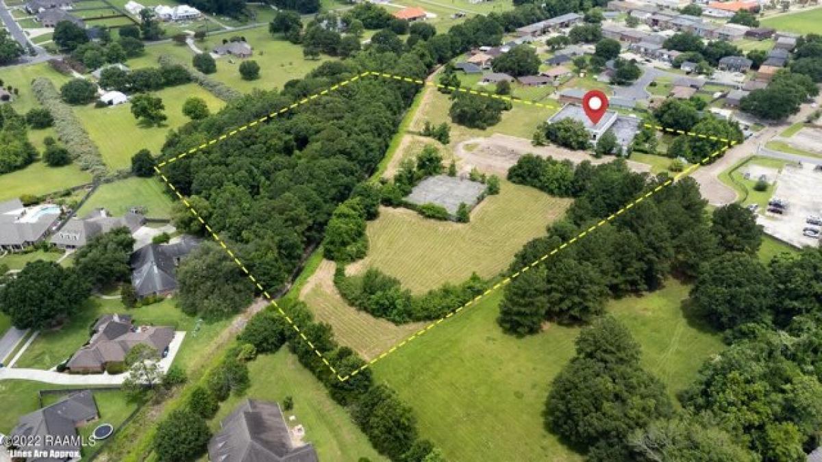 Picture of Residential Land For Sale in Lafayette, Louisiana, United States