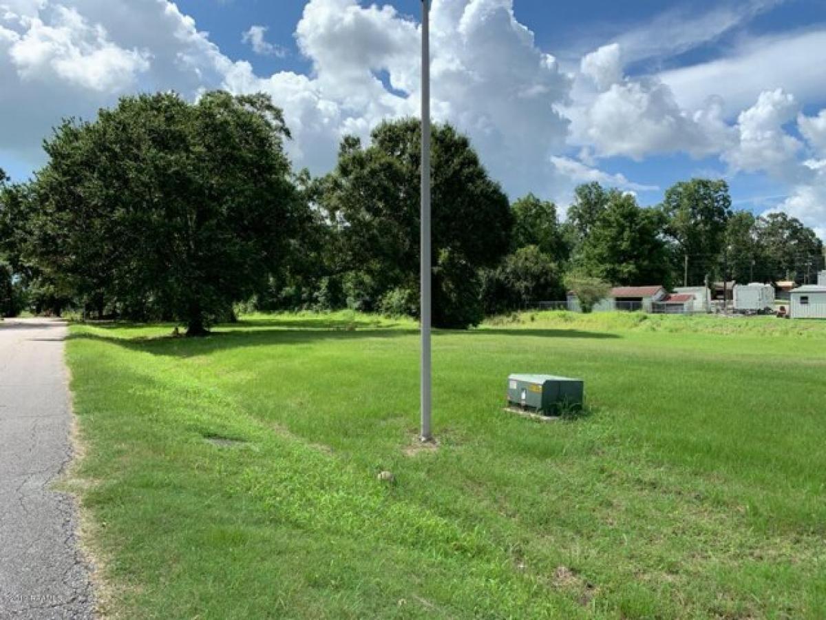 Picture of Residential Land For Sale in Lafayette, Louisiana, United States