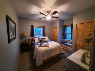 Home For Sale in Silver Bay, Minnesota