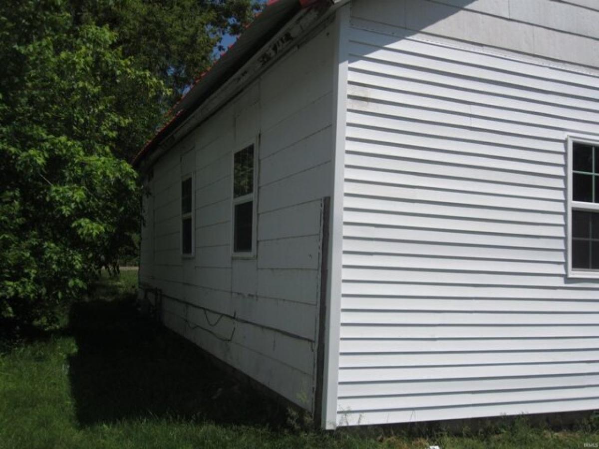 Picture of Home For Sale in Marion, Indiana, United States