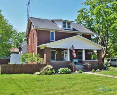 Home For Sale in Woodville, Ohio