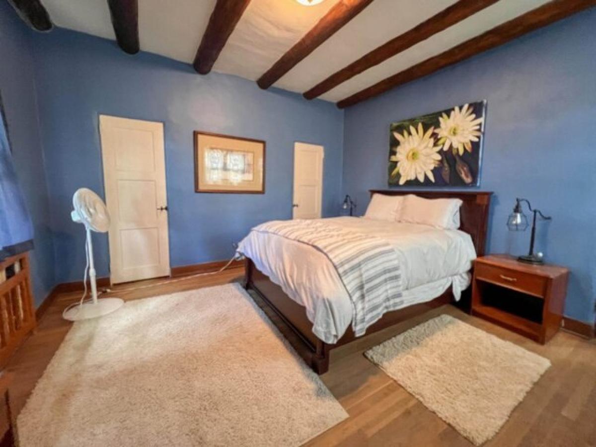 Picture of Home For Sale in Taos, New Mexico, United States