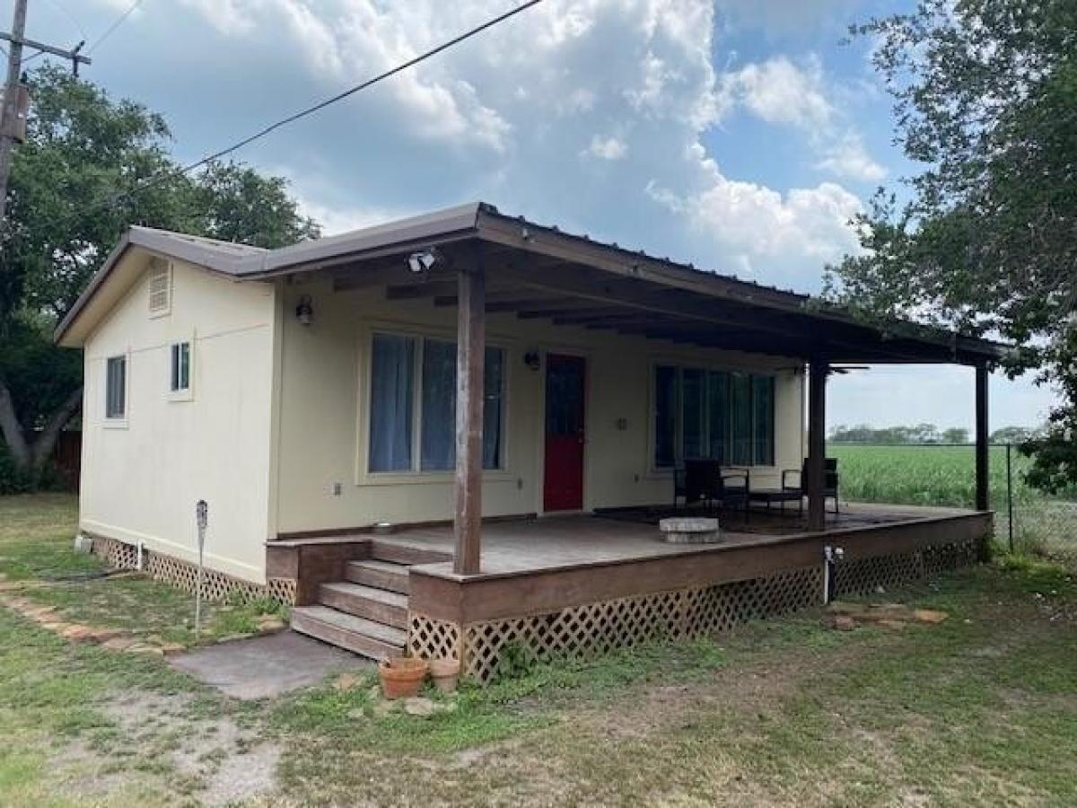 Picture of Home For Sale in Kingsville, Texas, United States