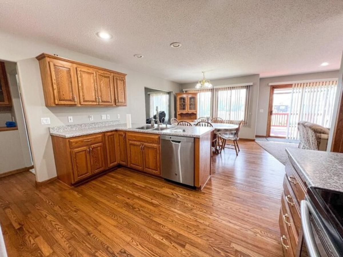 Picture of Home For Sale in Brookings, South Dakota, United States