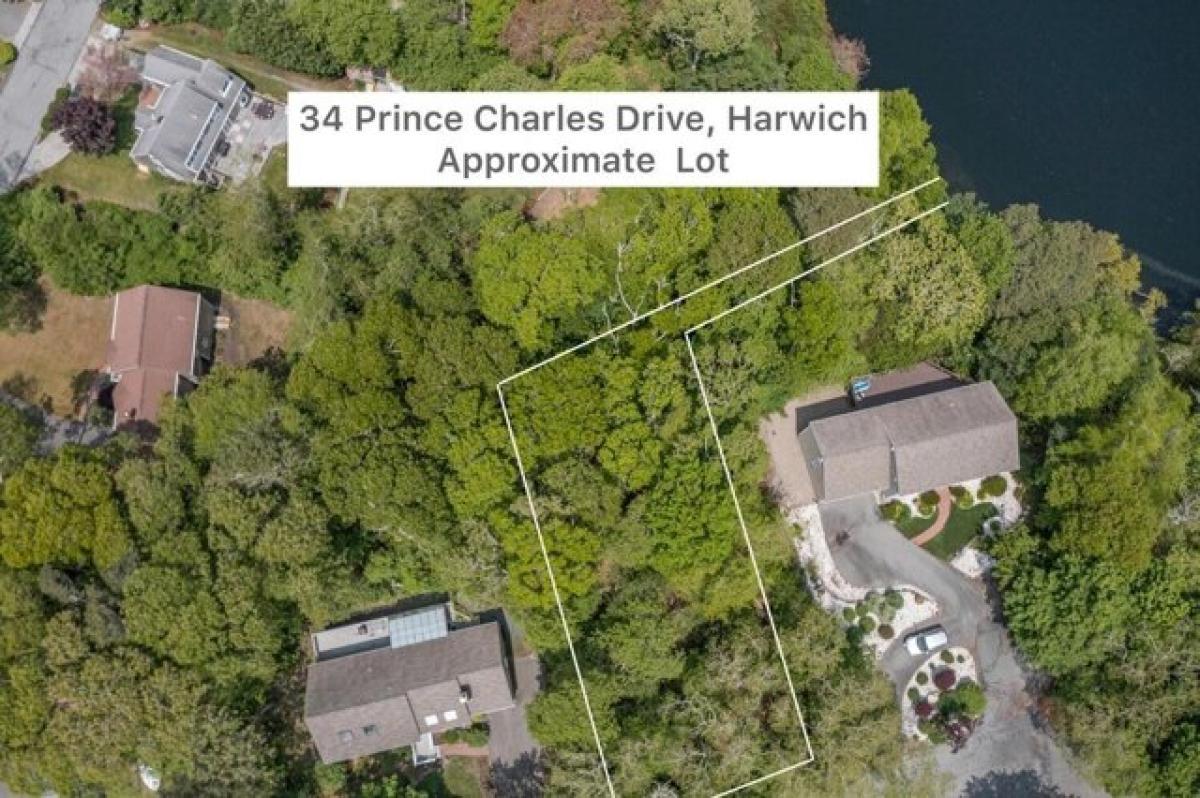 Picture of Residential Land For Sale in Harwich, Massachusetts, United States