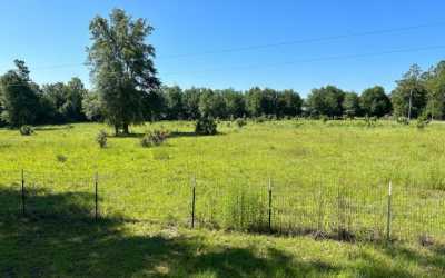 Residential Land For Sale in Live Oak, Florida