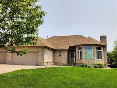 Home For Sale in Cottage Grove, Minnesota