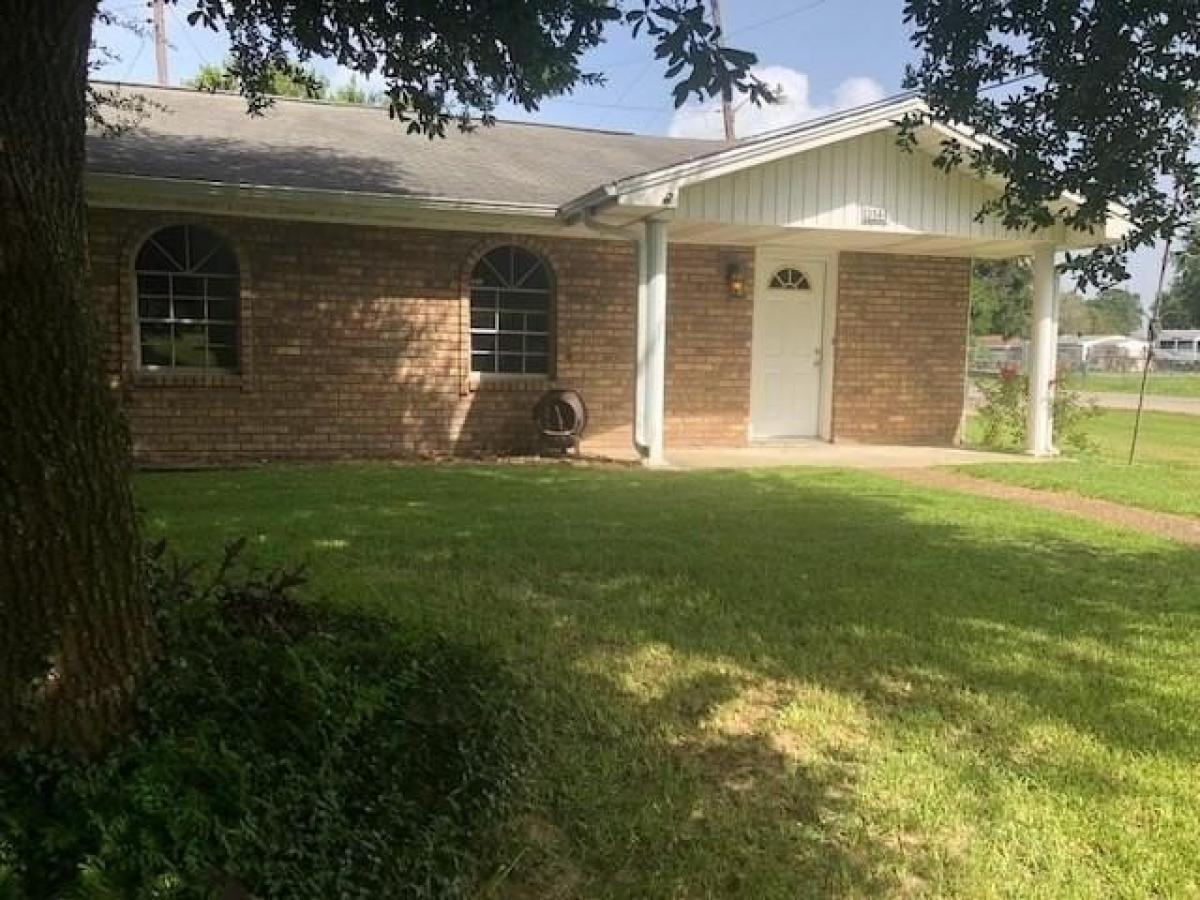 Picture of Home For Rent in Nederland, Texas, United States