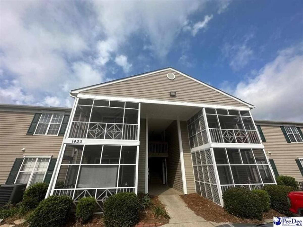 Picture of Home For Sale in Florence, South Carolina, United States