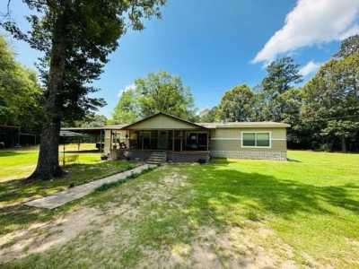 Home For Sale in Hemphill, Texas