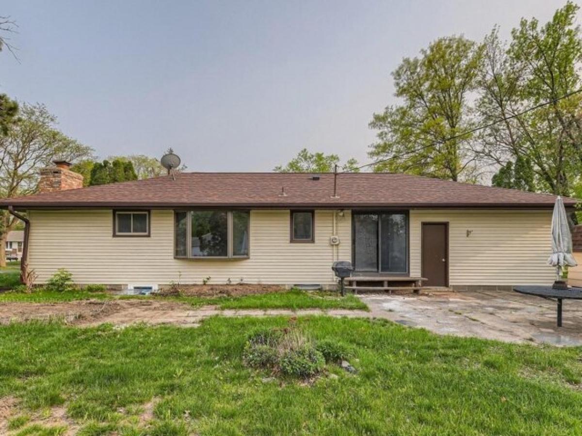 Picture of Home For Sale in Coon Rapids, Minnesota, United States