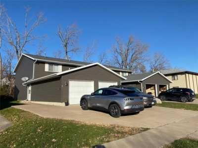 Home For Sale in Marion, Iowa