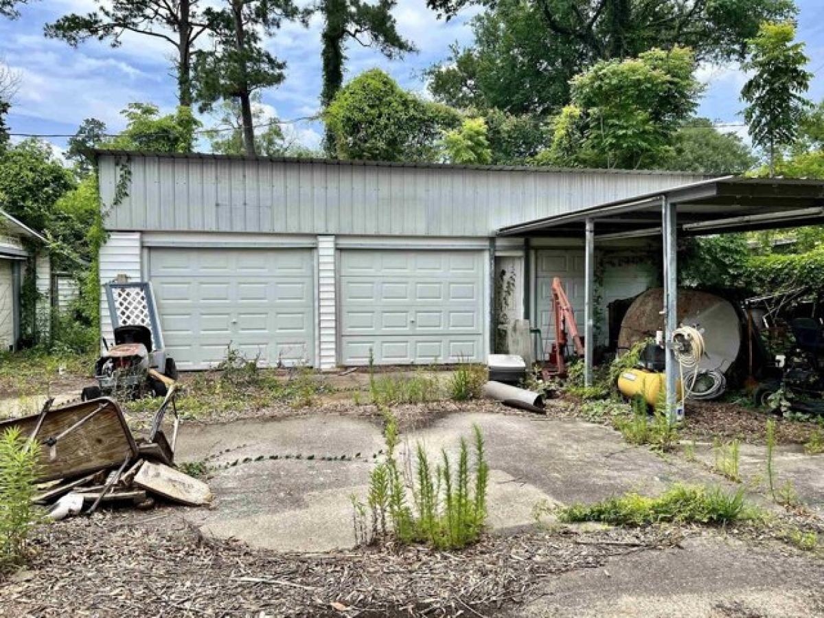 Picture of Home For Sale in Orange, Texas, United States