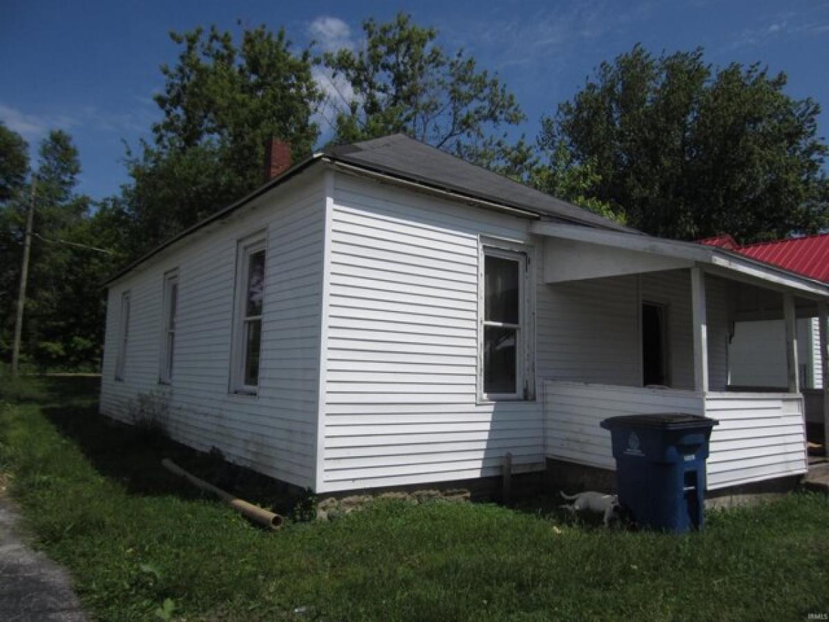 Picture of Home For Sale in Marion, Indiana, United States