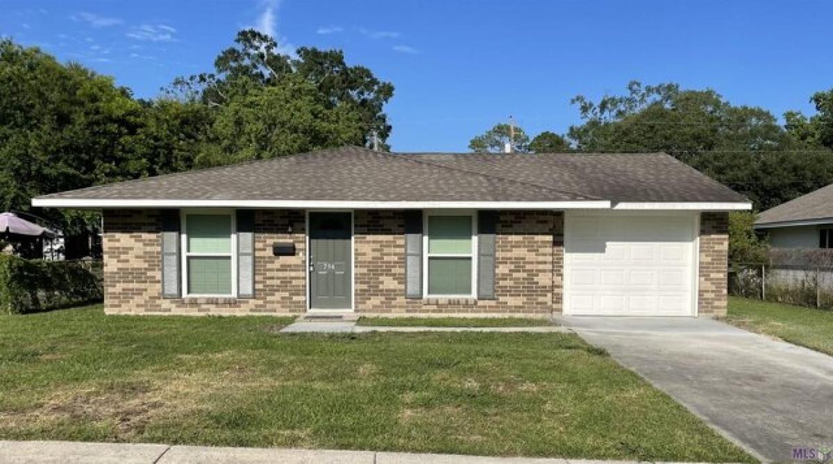 Picture of Home For Sale in Port Allen, Louisiana, United States