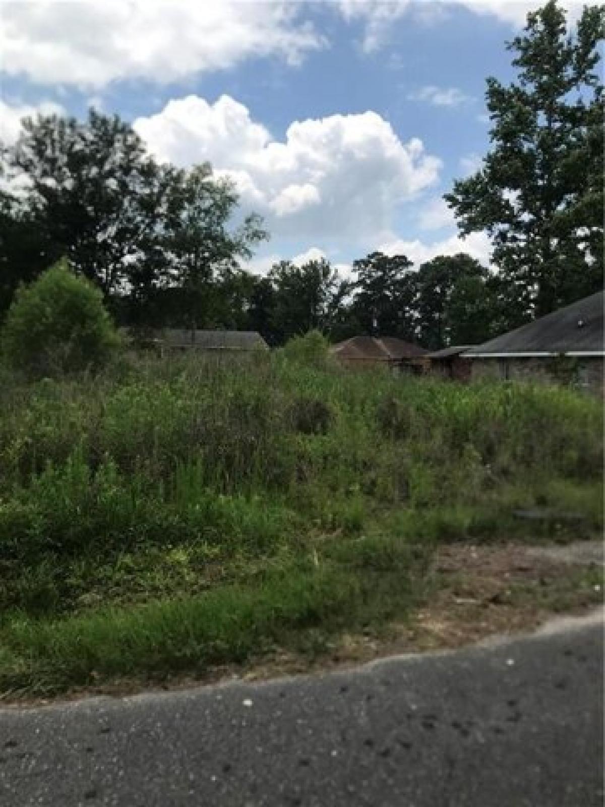 Picture of Residential Land For Sale in Slidell, Louisiana, United States