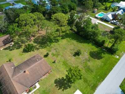 Residential Land For Sale in Stuart, Florida