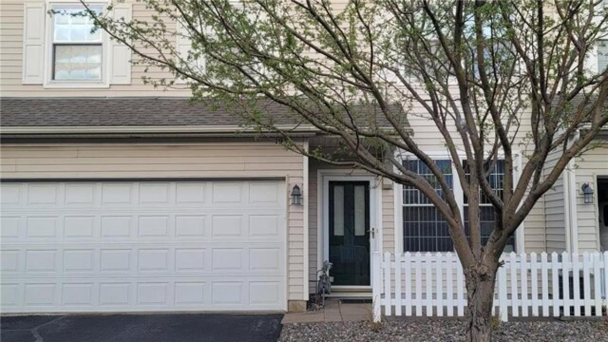 Picture of Home For Sale in Shoreview, Minnesota, United States