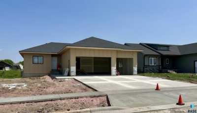 Home For Sale in Valley Springs, South Dakota