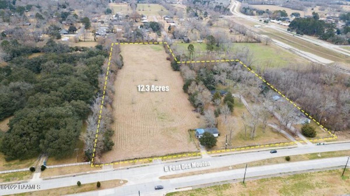 Picture of Residential Land For Sale in Lafayette, Louisiana, United States